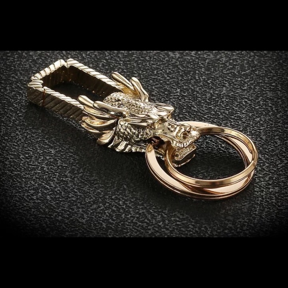 Charm Dragon Head Men Keychain - Picture 3 of 5